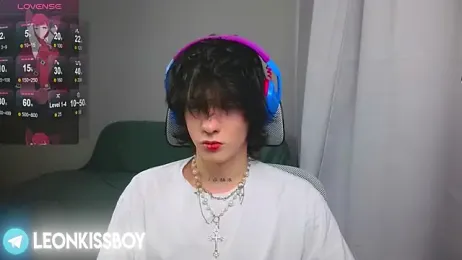 LeonBoykisser webcam model stream image