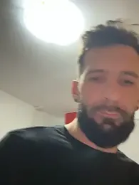 Michel_huge webcam model stream image