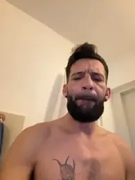 Michel_huge webcam model stream image