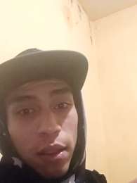 AlexAlejandro13 webcam model stream image