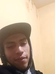 AlexAlejandro13 webcam model stream image