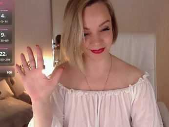 Tilly-Eliot webcam model stream image
