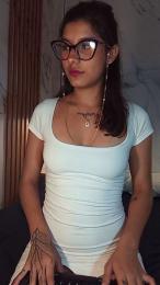 Yvonne_Collins webcam cam4 model stream image