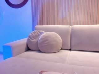 chloepreston webcam model stream image