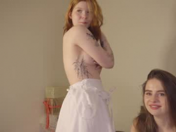 elliephant_ webcam model stream image
