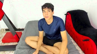 Harry_LatinBoy webcam model stream image