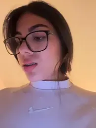 Sarasanders_4 webcam model stream image