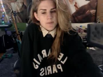 katiecutie_5 webcam model stream image