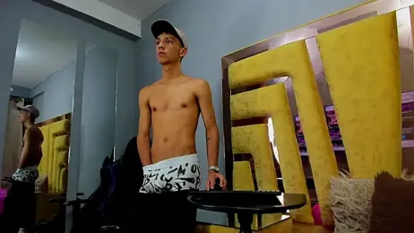 EstebanValdezs webcam stripchat model stream image