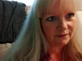 thanks4cumming24 webcam model stream image