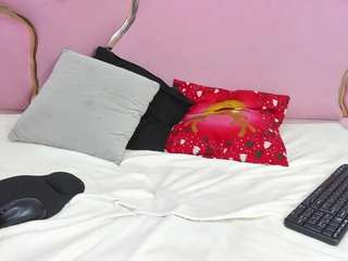 aishaleens webcam camsoda model stream image