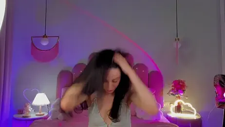 ElsaYoung webcam model stream image