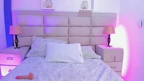 RoseCassie webcam model stream image