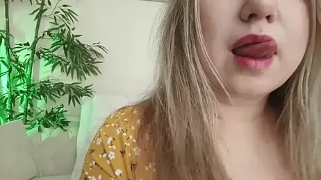 HappyLisa webcam model stream image