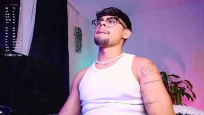 isaac_saenz webcam model stream image