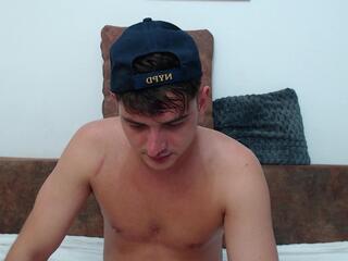 Andy Fame webcam flirt4free model stream image
