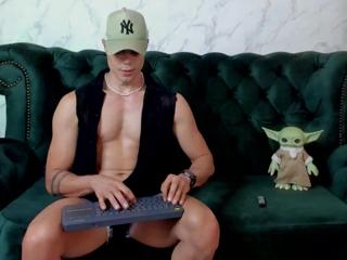 Ken Zaenz webcam model stream image