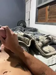 SnowyChimney48 webcam model stream image