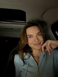 -AngelAri- webcam model stream image