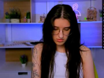 ariella_ley webcam model stream image