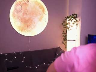 dionnamoos webcam model stream image