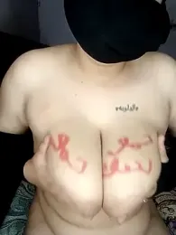 OYN-Dody webcam model stream image