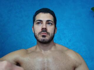 Cutler Q webcam model stream image