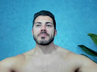 Cutler Q webcam model stream image