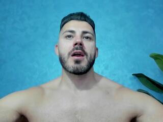 Cutler Q webcam model stream image