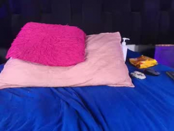shelsy_loreds webcam model stream image