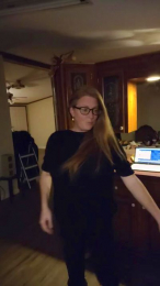 Cadiedoesit webcam model stream image