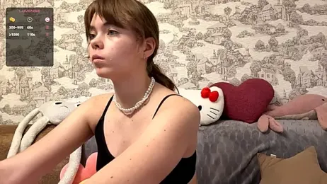 CoralinaEastoy webcam model stream image