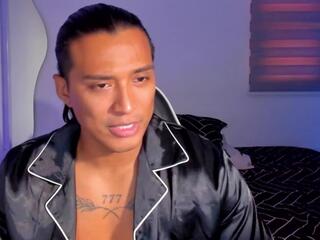Demon Lee webcam model stream image