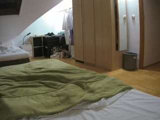 voyeurcam-julmodels-bed-1 webcam camsoda model stream image