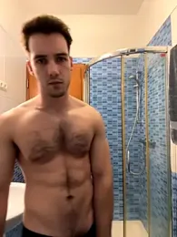 Raveman webcam model stream image