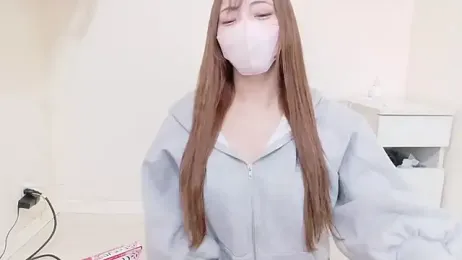 _chanMOMO_ webcam model stream image