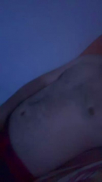 hugo2432 webcam cam4 model stream image