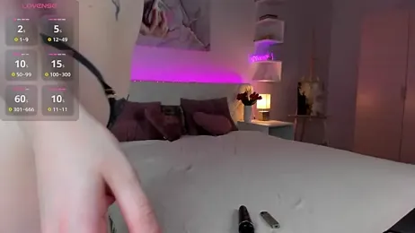 Linablueeyed webcam model stream image