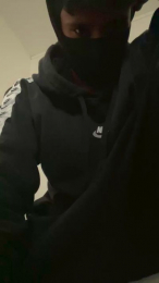 Tiago_570 webcam model stream image