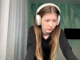 Corrina Adderley webcam flirt4free model stream image