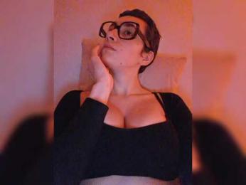 AntoniaDilune webcam model stream image