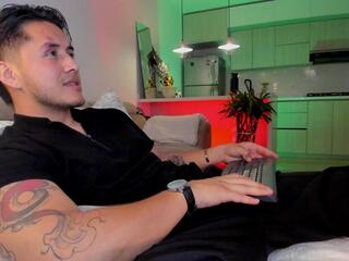 Chris Skyle webcam model stream image