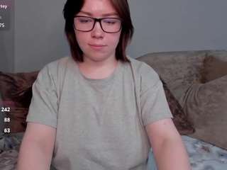 emilyamorre webcam model stream image