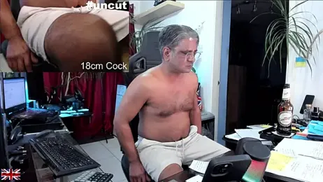 OnlineBossUK webcam model stream image