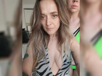 Fanorasweet webcam bongacams model stream image