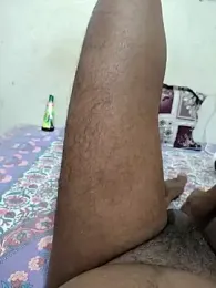 FeltedEuropium webcam model stream image