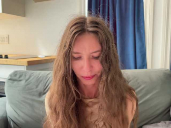 2CP webcam model stream image