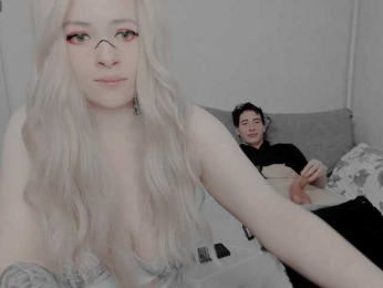 PollyandMatt webcam bongacams model stream image
