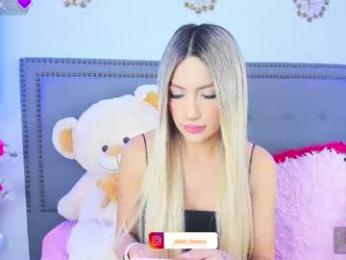 ale_love_ webcam model stream image