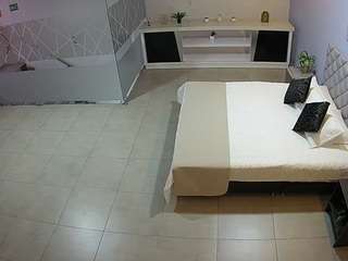 voyeurcam-jb-office-1 webcam model stream image